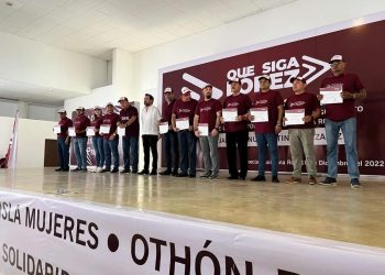 Quintana Roo quiere que siga López, toman protesta a Comité Estatal