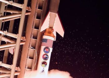 Estados Unidos llevó a cabo su primera prueba exitosa con un misil hipersónico