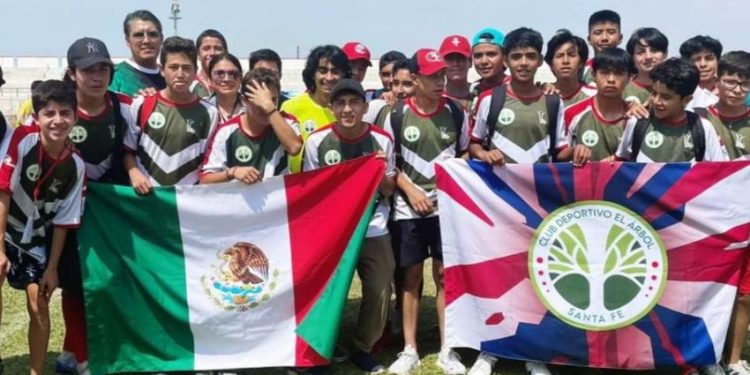 Un grupo de jóvenes mexicanos se encuentran varados en Perú tras la crisis política