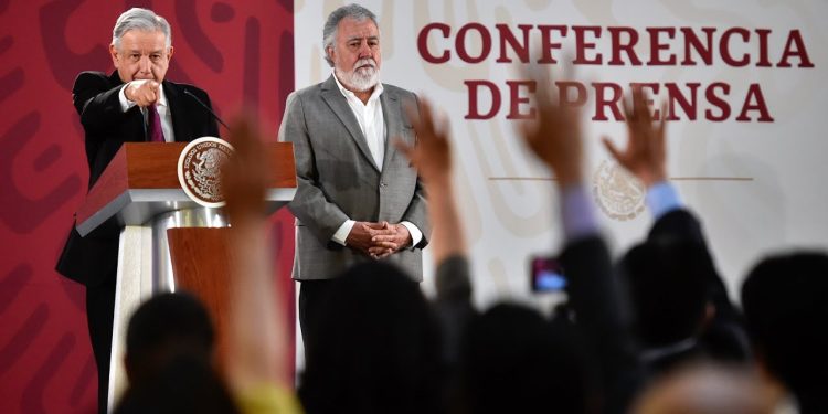 Respalda López Obrador el trabajo del subsecretario de Derechos Humanos Alejandro Encinas