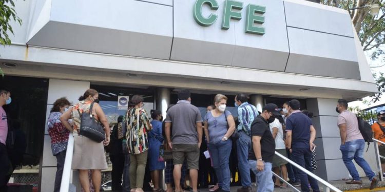 Crece 120% la deuda de los tabasqueños con CFE