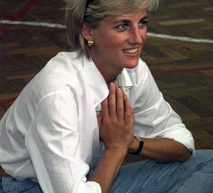 El antiguo mayordomo y confidente de la princesa Diana recibe indemnización por robar sus mensajes