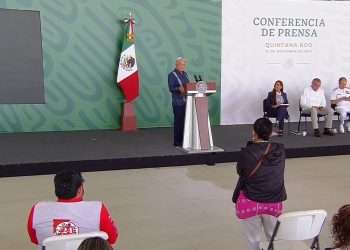 AMLO criticó a Joe Biden por dar la bienvenida “a América” al mandatario de Ucrania, Volodímir Zelenski