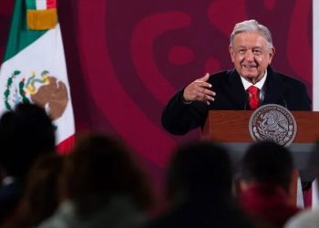 El presidente Andrés Manuel López Obrador aseguró que “estamos cerrando este año bien, sin déficit”