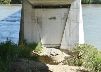 Denuncian riesgo en el puente Samaria II ante los deslaves en las bases de la estructura de concreto