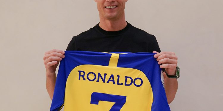 Cristiano Ronaldo se convierte en nuevo jugador del Al-Nassr