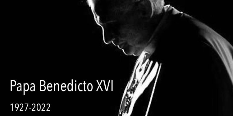 Benedicto XVI fallece a los 95 años en el monasterio del Vaticano