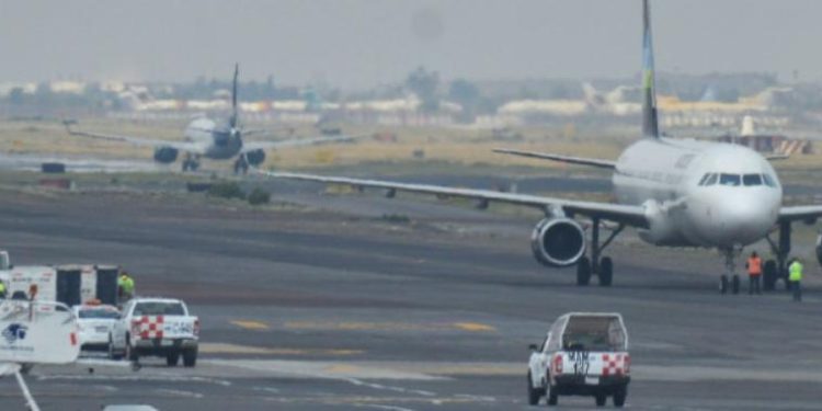 López Obrador prepara decreto para el cierre de las operaciones aéreas nacionales e internacionales de carga en el Aeropuerto Internacional de la Ciudad de México 
