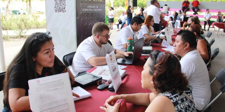 Un aproximado de 637 personas realizaron su registro para ser atendidos en la Jornada de Atención Ciudadana