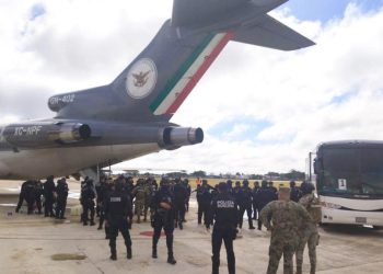 Trasladan a 197 reos de «alta peligrosidad» de Quintana Roo a prisiones federales