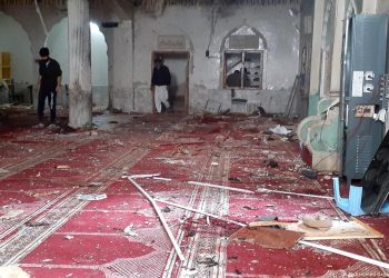 Explosión mortal dentro de una mezquita en la ciudad de Peshawar, dejó al menos 34 muertos y 125 heridos en el noroeste de Pakistán