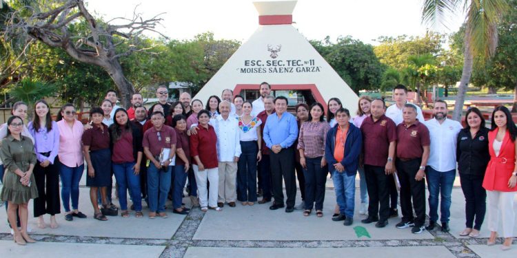 Autoridades municipales aseguraron rescatar y fomentar la cultura cívica en las escuelas