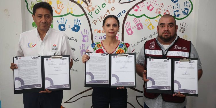 Signa Ana Patricia Peralta convenio para completar formación básica de trabajadores municipales