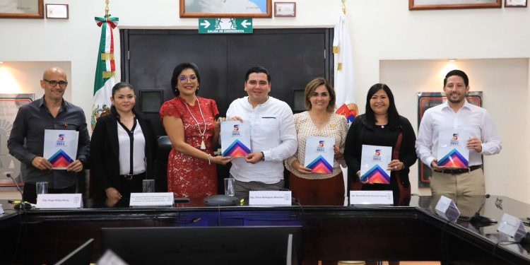 Recibe Comisión Anticorrupción informe anual de la Fiscalía Especializada