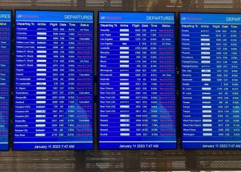 Tras falla de la FAA reanudan vuelos de Estados Unidos