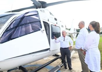 Simula donación el gobierno de Tabasco de un helicóptero por una empresa petrolera