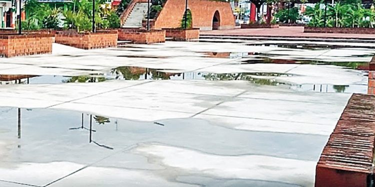 El alcalde de Cunduacán señala obras mal hechas por Sedatu en Cunduacán