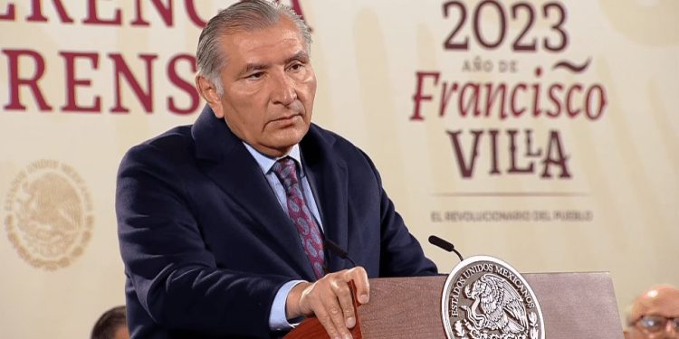 Adán Augusto López señaló que la SEP no está facultada para cancelar títulos