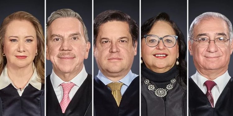 Se lleva a cabo la sesión para elegir al nuevo presidente o presidenta de la Suprema Corte de Justicia de la Nación (SCJN)