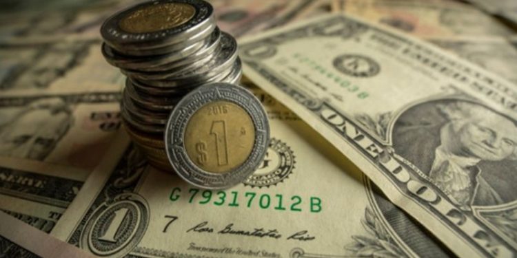 El precio del dólar hoy 03 de enero de 2023 inicia en 19.4883 pesos por cada billete verde