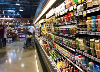 Los precios de los alimentos procesados reportaron un crecimiento anual de 14.14% en diciembre