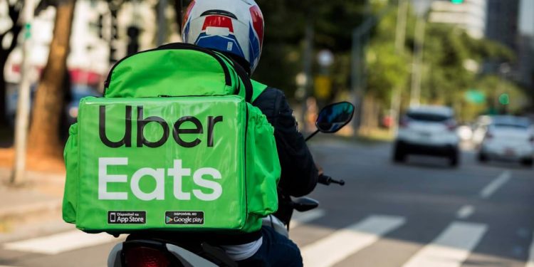 Moto repartidores inconformes por posible aprobación de nuevo impuesto