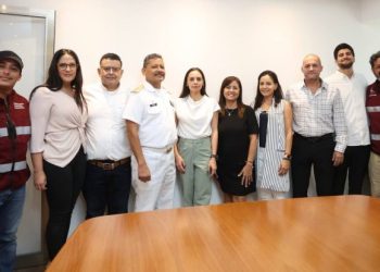 Coordinan autoridades atención a recalé de sargazo en Cancún