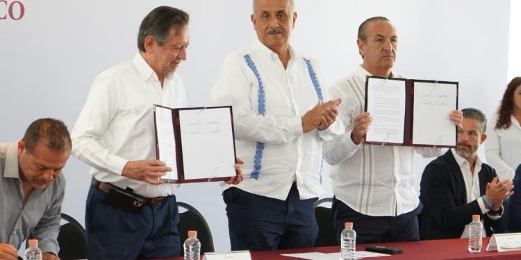 Ante el Gobernador, Club Pumas de la UNAM renueva alianza con Tabasco