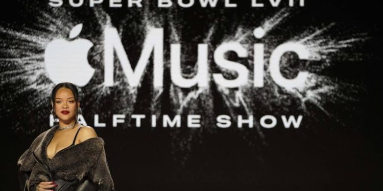 Rihanna aseguró que el espectáculo será un tributo a su carrera en el Super Bowl