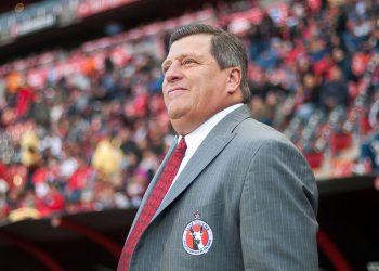 Miguel Herrera fue presentado como técnico de los Xolos de Tijuana