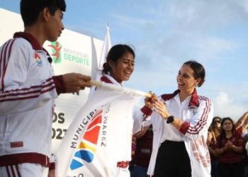 Abandera Ana Patricia Peralta representantes BenitoJuarenses en las Olimpiadas Estatales de la Conade