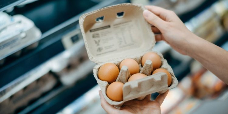 El precio del huevo toca récord en EU