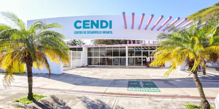 Reinaugura DIF Quintana Roo comedor infantil del CENDI 2