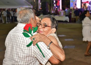 Con increíble noche de baile “Una Cana al Aire” celebra FPMC 36 aniversario