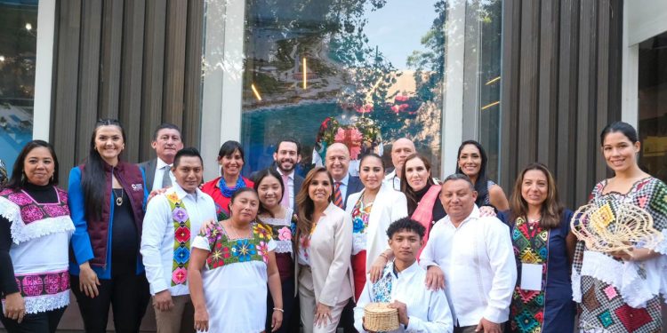 Quintana Roo expone su riqueza cultural, artesanal y gastronómica en Punto México