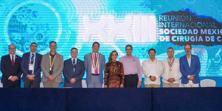 Mara Lezama inauguró la Reunión Internacional de la Sociedad Mexicana de Cirugía de Cadera