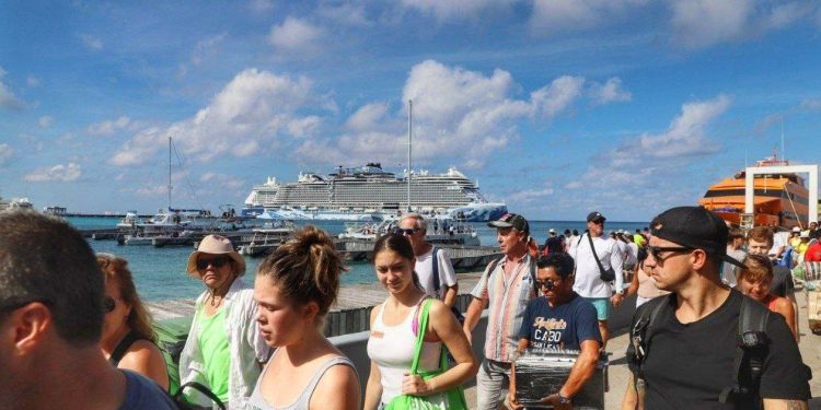 Quintana Roo superó el 80 por ciento de ocupación en fin de semana largo