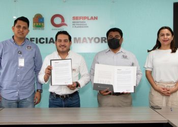 La SEFIPLAN firma convenios con la Universidad de Desarrollo Vanguardista y Vizcaya de las Américas
