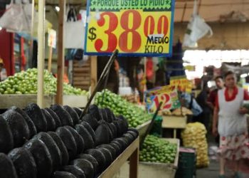 México eleva a 3.1% PIB tras estimar en enero un incremento preliminar: Inegi