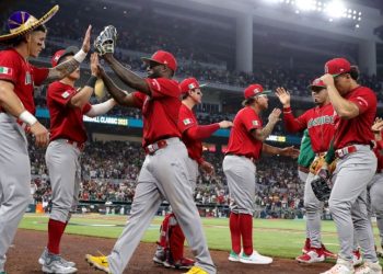 México cae ante Japón, con la frente en alto, lo buscó, demostró su poder al bate y en el pitcheo