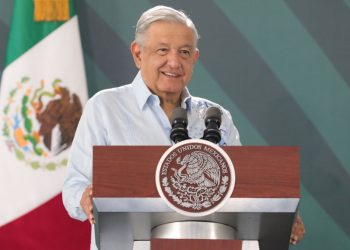 Rechaza López Obrador informe de EU sobre abusos en México; «es pura politiquería»