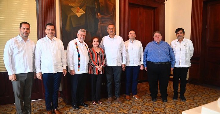 Carlos Merino refuerza lazos de cooperación de Tabasco con Cuba