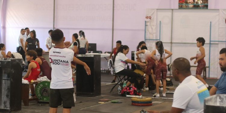 Pesistas quintanarroenses concluyen exitosamente eliminatoria en Chetumal: COJUDEQ