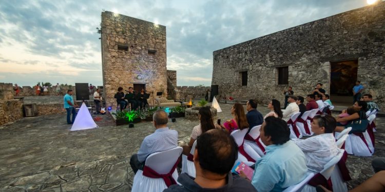 Celebra el ICA el Día Internacional de la Poesía