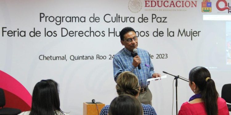 SEQ organizó la Feria de los Derechos Humanos de la Mujer