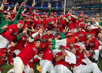 México se mostró superior al remontar de manera histórica en la semifinal de Clásico Mundial de Beisbol