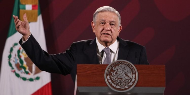 AMLO pide a Gertz Moreno que atienda investigación tras el incendio de migrantes en Ciudad Juárez