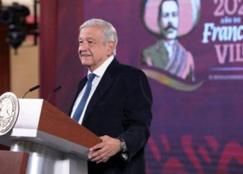 AMLO llama a no votar por corruptos pese a orden del INE