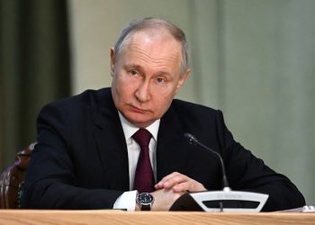 Emiten orden de arresto contra Vladimir Putin por crímenes de guerra
