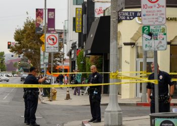 Al menos 7 heridos y dos muertos tras balacera en Arkansas